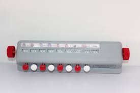 Đếm bách phân DBC-9